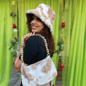 Conjunto de Bolso y Sombrero de Pescador Mini de Piel Sintética Ecológica para Mujer, Moda Diaria y de Fiesta 2021 - Product Image 1