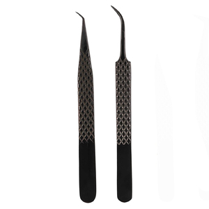 Ensemble de 4 pinces à cils avec poignée diamantée en acier inoxydable, revêtement noir, kit professionnel personnalisable pour extensions de cils - Product Image 2