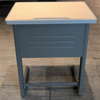 Bureau d'école moderne réglable en hauteur avec plateau en alliage d'aluminium, pieds en acier, cadre gris foncé, table d'étudiant pour mobilier de salle de classe