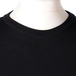 สเวตเตอร์แบบสวมหัวมีโลโก้กะโหลกอะคริลิคระบายอากาศได้เสื้อถักใส่ได้ทั้งชายและหญิงสีดำสำหรับฤดูหนาว - Product Image 4