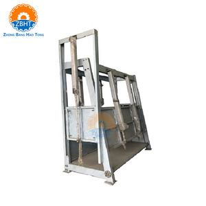 Bac d'abattage hydraulique inclinable vertical pour bovins, robuste, pour ligne d'abattage, équipement d'abattoir de bétail - Product Image 1