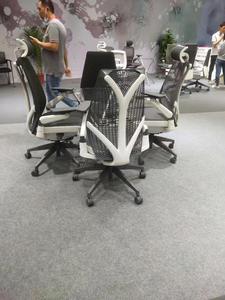 Chaise de bureau en maille <span class=keywords><strong>Ergo</strong></span> Chaise d'ordinateur de direction confortable et ergonomique Angle d'inclinaison réglable et bras rotatifs Chaise de bureau en maille - Product Image 6