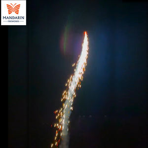 Feux d'artifice chinois en vente chaude, prix d'usine, feux d'artifice <span class=keywords><strong>de</strong></span> petite taille 1'', fusées éclairantes, fusées à trois loups hurlants, jouets pyrotechniques - Product Image 1