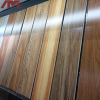 Carrelage en céramique imitation planches de bois, aspect rustique, pour sol et mur