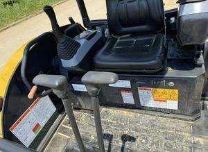 Mini-excavatrice KOMATSU PC20 d'occasion 2022 avec roulement, poids opérationnel de 2 tonnes, capacité de la benne de 0,05 m³, 800 heures de fonctionnement - Product Image 6