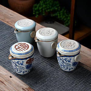 Juego de té de cerámica azul y blanco para viaje con tapa, una tetera, tres tazas, portátil, para acampar al aire libre, juego de utensilios de regalo. - Product Image 4