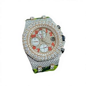 Montre à quartz de luxe personnalisée Hiphop avec boîtier en acier inoxydable glacé, cadran en verre lumineux, résistance à l'eau 10 bars, bracelet à fermoir pour homme - Product Image 1