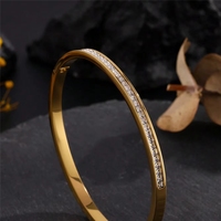 Juego de Brazaletes de Acero Inoxidable con Certificado CE RHOS, Chapado en Oro de 18K, con Corazón de Diamantes de Imitación, Diseño de Lujo para Mujer, Regalo para el Día de la Madre