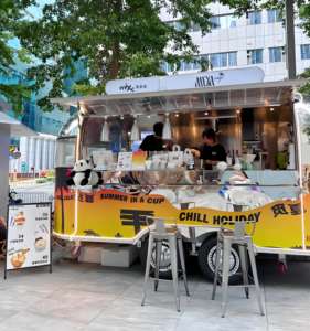 Food Truck 2-en-1 Café & BBQ avec Bar à Expresso de Jour, Grill Fumoir de Nuit, Cuisine Mobile Polyvalente pour un Profit Maximal - Product Image 5