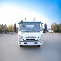 Camion-citerne à huile ISUZU 4X2, camion-citerne de ravitaillement en huile 150-250HP, camion-citerne à carburant en acier inoxydable 10CBM