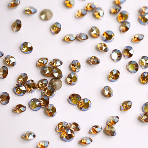 Paso Sico Xirius Chaton Glass Pointback 3D, Pedrería Suelta sin Fijación en Caliente para Prendas, Bolsos, Arte de Uñas y Zapatos - Product Image 2