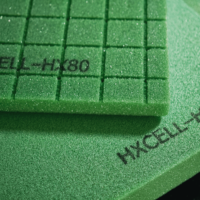 Noyau en mousse PVC ignifuge HORIZON HXCELL HX80 80 kg/m³ pour panneaux sandwich dans la construction navale et des embarcations