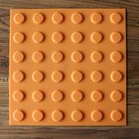 Dalles tactiles antidérapantes en TPU/caoutchouc recyclé / Indicateurs de surface tactile (TGSI) pour les allées piétonnières
