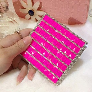 Étui à cigarettes pour femmes en métal coloré de <span class=keywords><strong>luxe</strong></span>, orné d'un côté de diamants, boîte à cigarettes - Product Image 3