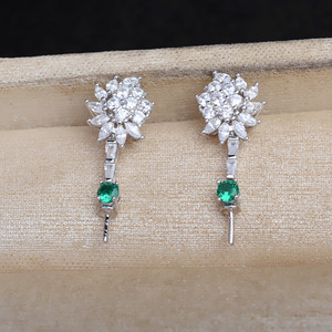 Wenchi - Accesorios para Joyería DIY, Perlas, Plata S925, Circonita Verde, Pendientes Triangulares con Aguja Recta, 15680, Soporte Vacío, China - Product Image 4