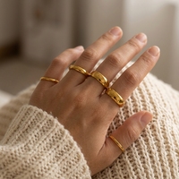 Bagues simples et lisses X&L Jewelry, plusieurs tailles, plaquées or 18 carats, en acier inoxydable résistant à l'eau, pour femmes