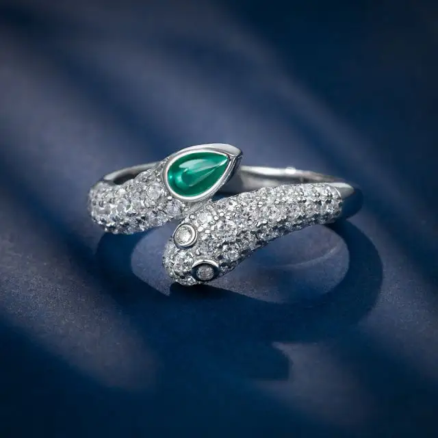 सुंदर महिलाओं के लिए सांप शैली की अंगूठी 925 स्टर्लिंग चांदी के सांप की अंगूठी