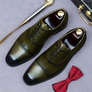 Zapatos de Vestir Retro para Boda, Zapatos Oxford Negros con Punta en Pico Hechos a Mano, Zapatos de Fiesta de Diseño Lujoso para Exteriores - Product Image 1
