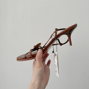 Sandali con tacco da donna con spalline in metallo sulla parte anteriore con tacco a spillo a punta <span class=keywords><strong>aperta</strong></span> alla caviglia scarpe estive - Product Image 6