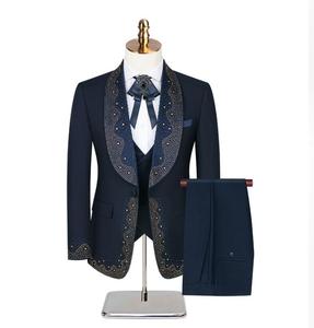 Nouveau costume élégant pour <span class=keywords><strong>homme</strong></span> avec col en strass, costume de maître de cérémonie (veste + gilet + <span class=keywords><strong>pantalon</strong></span>), costume 3 pièces pour le bureau, les fêtes, les bals, les mariages, les costumes de marié - Product Image 1