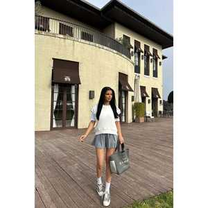 Sudadera sin mangas Alice para mujer, blanca, talla 4XL, con capucha, bordado de camuflaje, seda de alta calidad, 3D, otoño, holgada, con forro. - Product Image 2