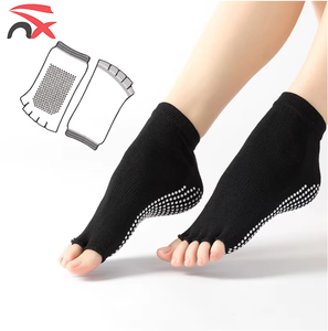 Usine professionnelle en gros Polyester respirant <span class=keywords><strong>exposé</strong></span> orteils Yoga Sport chaussettes pour femmes - Product Image 2