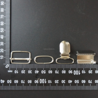 Tarif gratuit! Fer 12 pièces 1 pouce 2.5cm luxe Portable Triangle dos glissière ajusteur anneau jarretelle Clips matériel