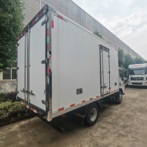 Nuevo Camión Refrigerado Ligero ISUZU ELF 4x2 Diésel Manual <span class=keywords><strong>con</strong></span> Caja Aislada para Transporte de Cadena de Frío - Product Image 6