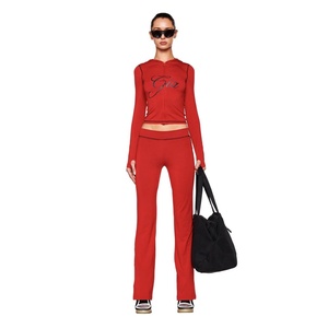 Set Felpa con Cappuccio Gia, <span class=keywords><strong>Stile</strong></span> Americano <span class=keywords><strong>Retrò</strong></span> Y2K per Donne, Reversibile con Stampa Lettering, Pantaloni a Vita Bassa, Completo Due Pezzi di Marca - Product Image 4