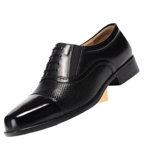 Zapatos Oxford de cuero negro para hombre, formales, de vestir, para boda, negocios, casuales, con cordones, punta en pico, de cuero genuino con malla en la parte superior. - Product Image 1