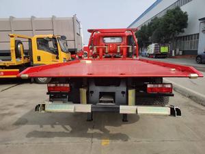 Camion de remorquage diesel DongFeng 4x2 de 5 tonnes de qualité supérieure pour le dépannage routier, à vendre à prix avantageux - Product Image 6