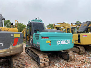 Excavatrice Kobelco SK 140 de 14 tonnes à bon prix sur une pelle sur chenilles d'occasion avec composants de roulement central - Product Image 4