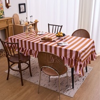 Nappe à volants en velours rayé de style campagnard américain