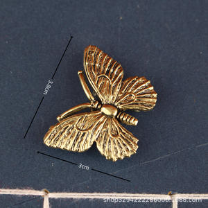 Hiasan gantung casing ponsel merek desainer bandul Dekorasi Logo dengan berlian buatan DIY Aksesori kerajinan logam mewah - Product Image 6