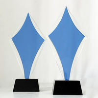 Bloc de cristal optique K9 bleu personnalisé, image personnalisée, gravure laser 3D, souvenir, cadeau, trophée en cristal avec base noire
