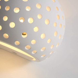 Applique murale géométrique moderne en plâtre blanc ajouré à haute transmission, Luminaire décoratif d'intérieur pour salon, chambre, escalier, couloir - Product Image 5