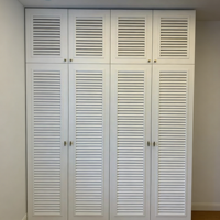 Armoire à portes à persiennes en bois massif personnalisée BALOM, ventilée et résistante à l'humidité, mobilier de chambre à coucher, panneau arrière épaissi