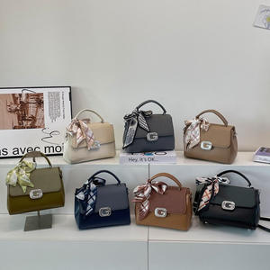 Bolsos de Mano Populares para Mujer, Nuevo Estilo Moderno de Inspiración Vintage, Versátil, Casual, de Lujo, Bolso de Hombro y Cruzado para Mujer - Product Image 4