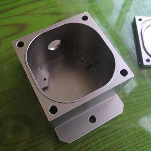 Tùy chỉnh độ chính xác cao hơn gia công CNC các bộ phận nhôm cho vành xe hợp kim sản xuất bánh xe CNC nhôm gia công phần - Product Image 5