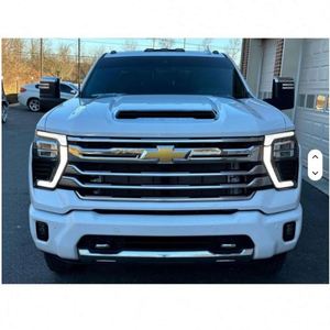 Camioneta <span class=keywords><strong>Chevrolet</strong></span> <span class=keywords><strong>Silverado</strong></span> 3500HD High Country Dually Usada con Título Limpio - Product Image 1