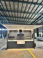 Module de cuisine extérieure modulaire à double fonction, comptoir de bar extérieur intégré et station de cuisson, pod de restauration préfabriqué résistant aux intempéries