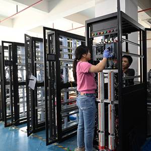 Tableau électrique DYT 1200A 2500A 4000A, tableau basse tension, panneaux électriques, tableau électrique, boîte de distribution d'énergie pour l'exploitation minière - Product Image 1