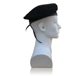 Béret de Randonnée en Laine Tactique Personnalisé de Haute Qualité pour Hommes, Taille Ajustable, Couleurs Noir, Rouge, Vert - Product Image 1