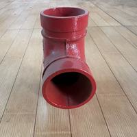 Raccord en T réducteur égal en acier au carbone époxyréduit rouge à filetage BSP/NPT pour systèmes d'irrigation et d'incendie