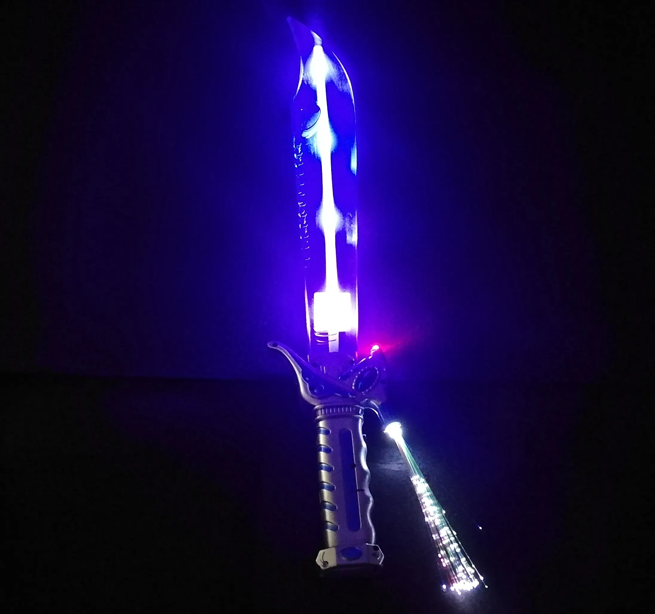 Kids Fun Party Favors LED Light Up Flashing Plastic Fiber Optic Shark Sword Toy