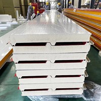 Panneau isolant de toit résistant à l'eau de prix usine panneaux sandwich PU/laine de roche/EPS 5-200mm d'épaisseur pour l'acier préfabriqué
