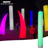Lumière de colonne gonflable LED RGBW sans fil IP extérieure 120W Projecteurs Indice de protection IP65 pour les mariages et l'éclairage DJ