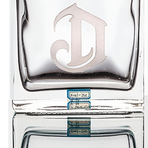Bouteille en verre carrée transparente de 750 ml pour spiritueux, base lourde, idéale pour la vodka, le whisky, le brandy, la <span class=keywords><strong>tequila</strong></span> - Product Image 3