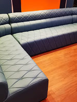 Ensemble de bar en bambou personnalisé, canapé KTV, salon karaoké, salle de billard, table basse, design minimaliste moderne en forme de U