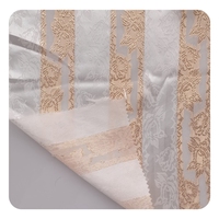 Usine personnalisé Polyester Met 88gsm doux respirant coupe fleur rayure or métallique Lurex Jacquard tissu pour les vêtements des femmes